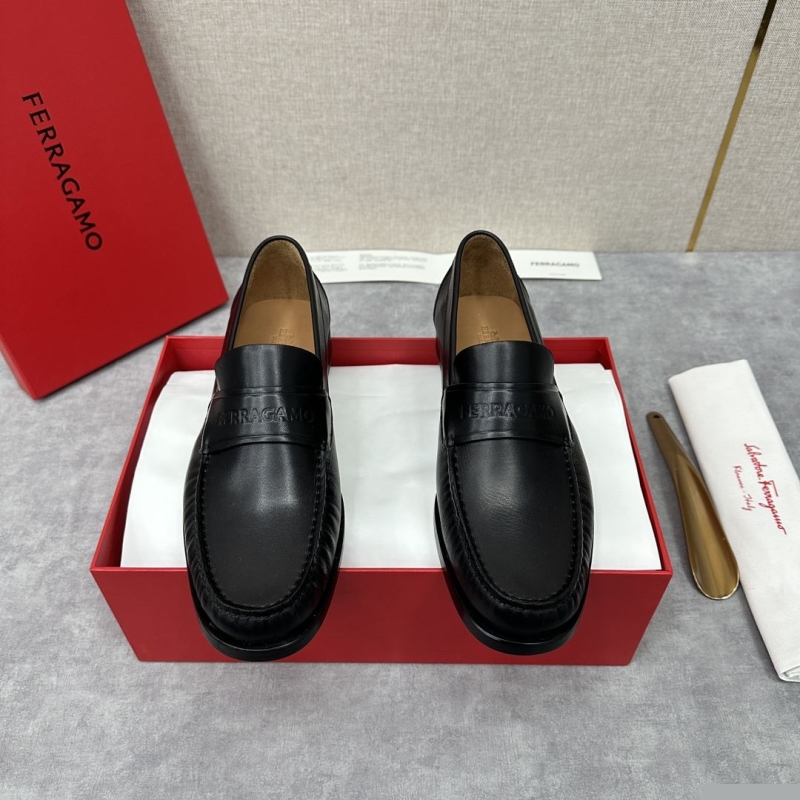 F**di leather shoes